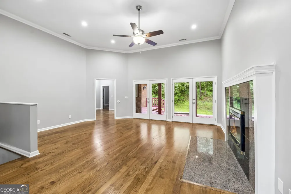 502 Shire CT Dalton, GA 30720