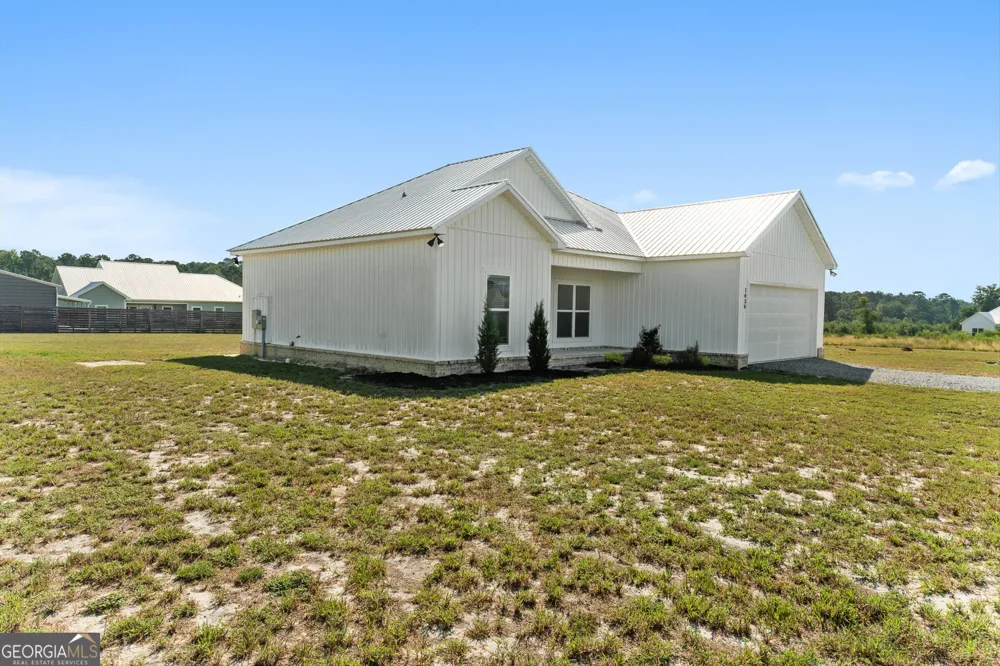 1434 Paris AVE Swainsboro, GA 30401