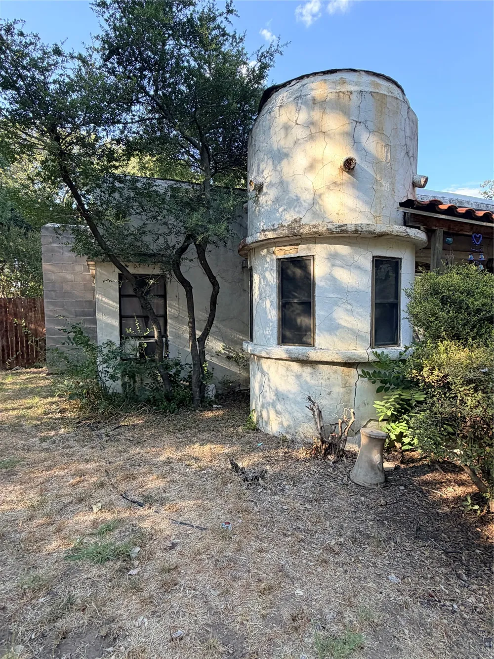2819 Hollis Street Fort Worth, TX 76111