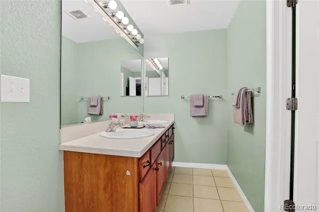 919 Taylor Lane Erie, CO 80516