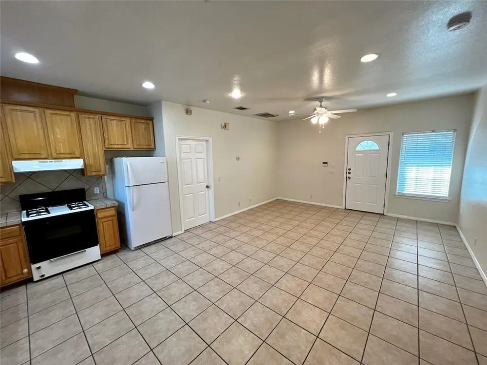 5403 Evans Avenue #B Austin, TX 78751