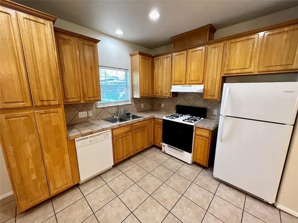 5403 Evans Avenue #B Austin, TX 78751
