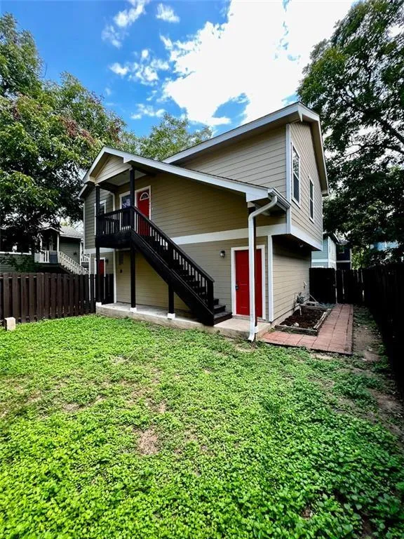 5403 Evans Avenue #B Austin, TX 78751