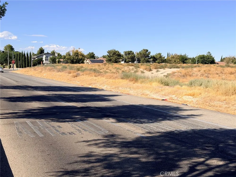 40 Ste Vic AVE J8 Lancaster, CA 93535