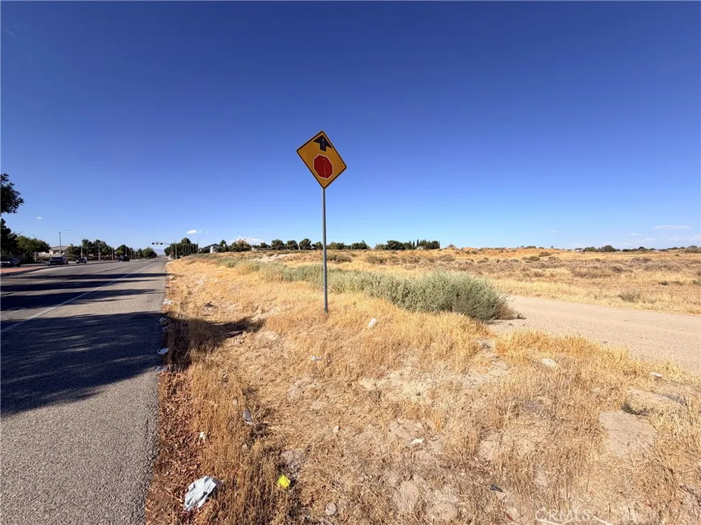 40 Ste Vic AVE J8 Lancaster, CA 93535