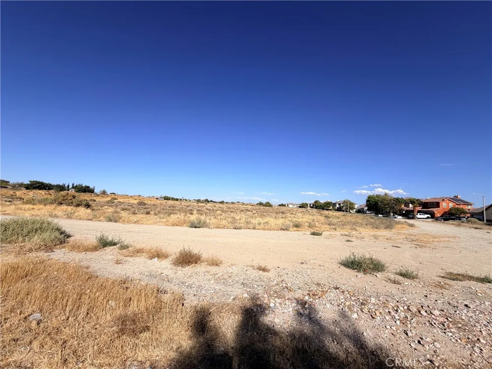 40 Ste Vic AVE J8 Lancaster, CA 93535