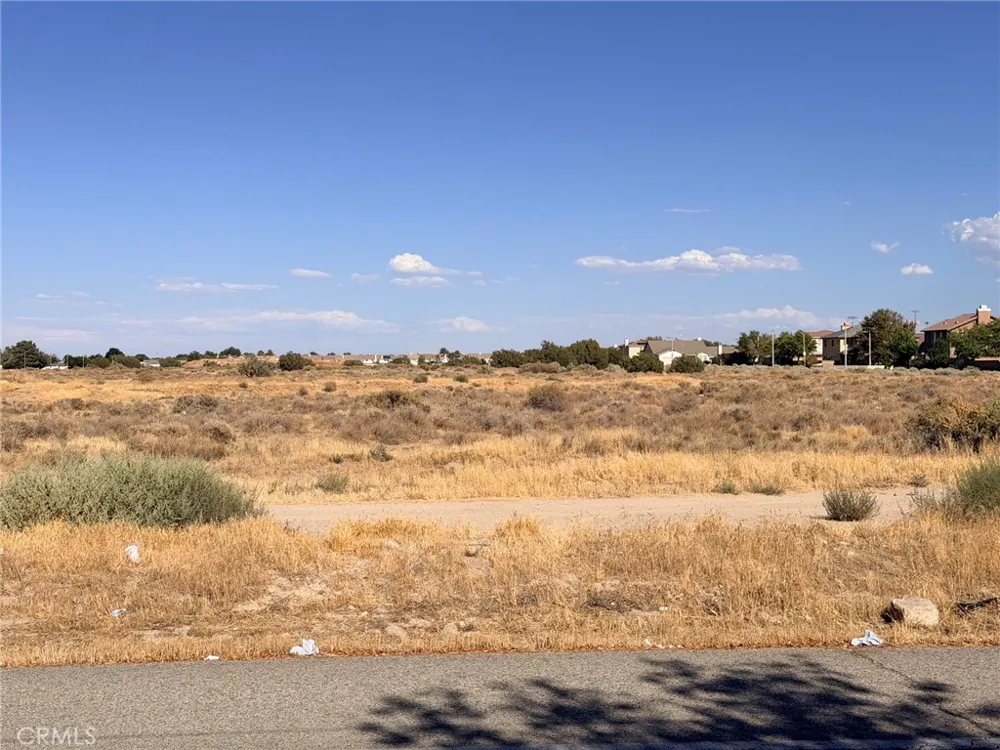 40 Ste Vic AVE J8 Lancaster, CA 93535