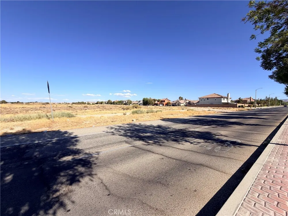 40 Ste Vic AVE J8 Lancaster, CA 93535