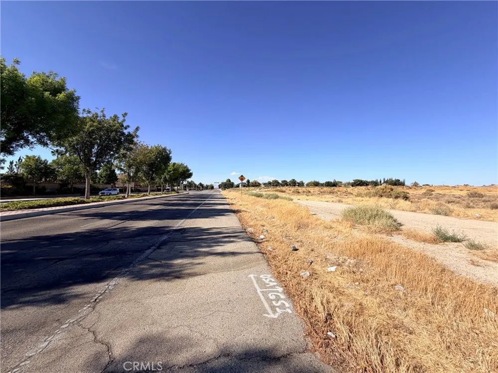 40 Ste Vic AVE J8 Lancaster, CA 93535