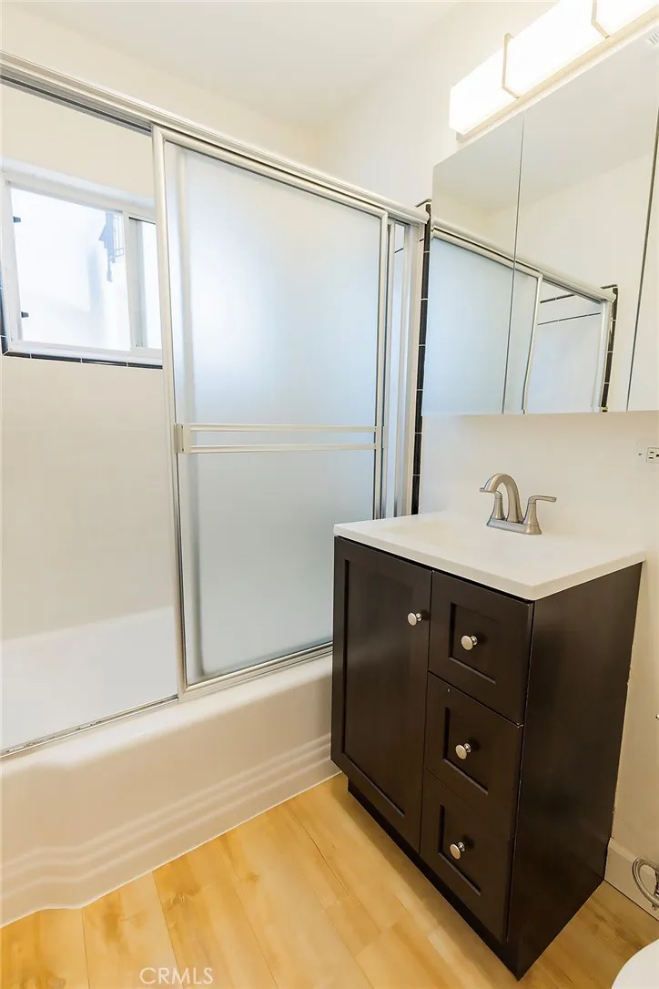 608 Esplanade #2 Redondo Beach, CA 90277