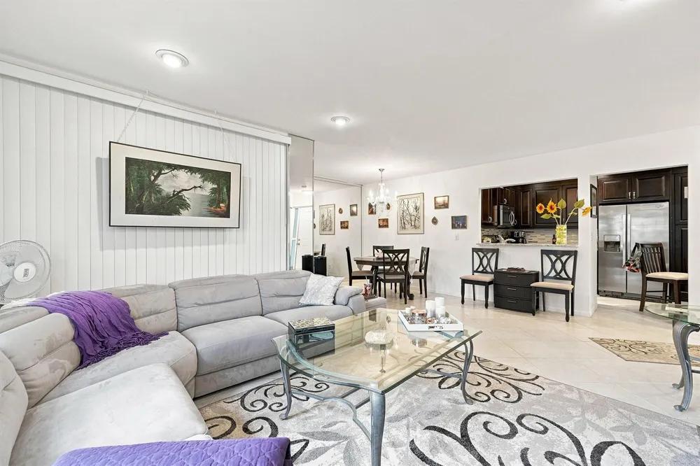 5450 VERONA DRIVE #H Boynton Beach, FL 33437
