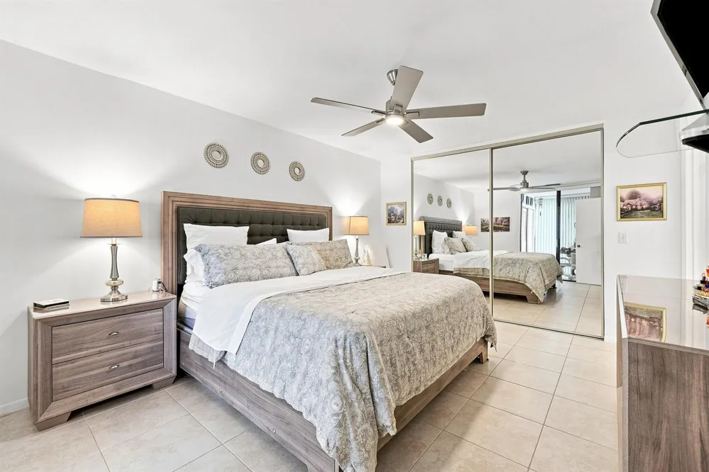 5450 VERONA DRIVE #H Boynton Beach, FL 33437
