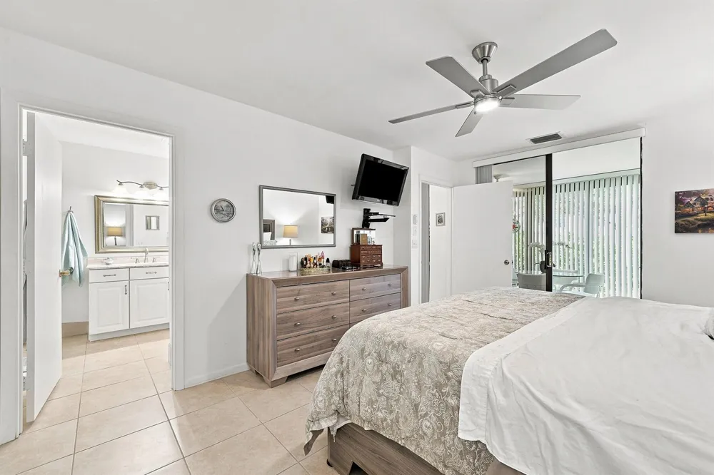 5450 VERONA DRIVE #H Boynton Beach, FL 33437
