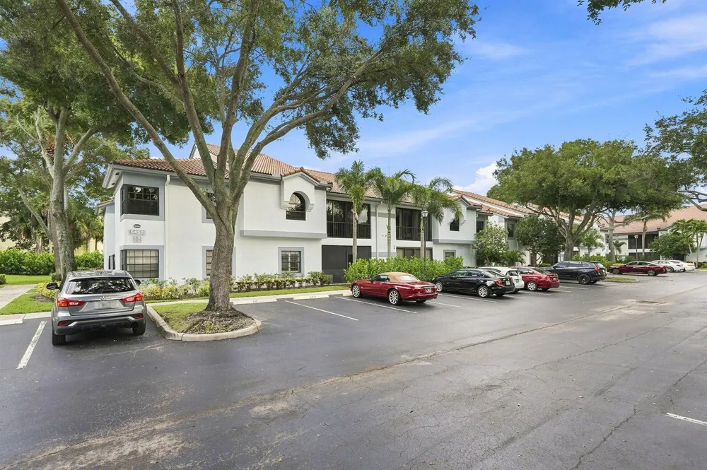 5450 VERONA DRIVE #H Boynton Beach, FL 33437