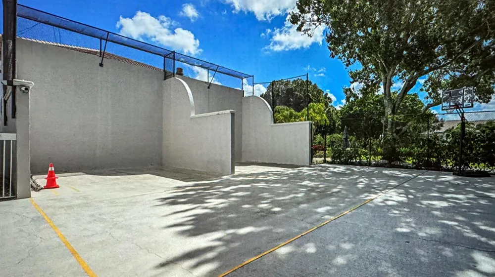5450 VERONA DRIVE #H Boynton Beach, FL 33437