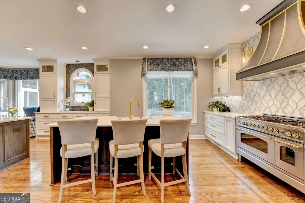 2642 Dunmoore DR Snellville, GA 30078