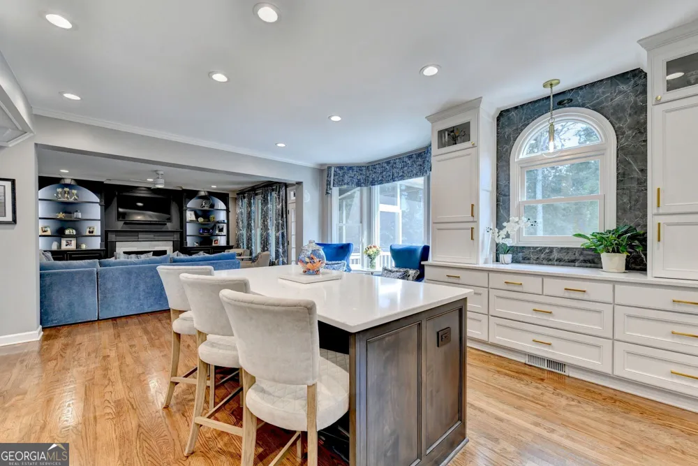 2642 Dunmoore DR Snellville, GA 30078