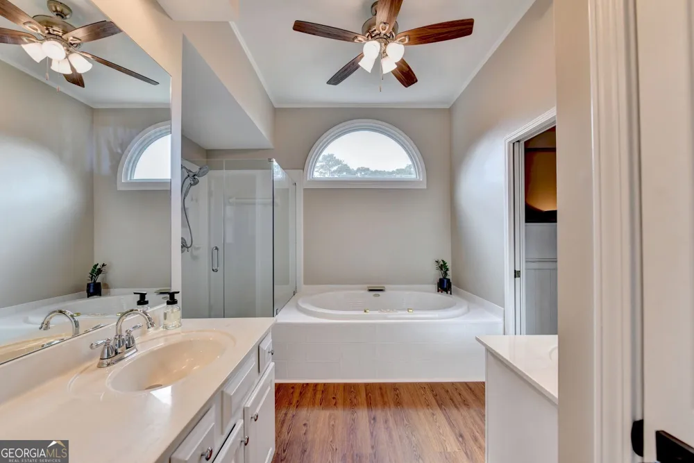 2642 Dunmoore DR Snellville, GA 30078