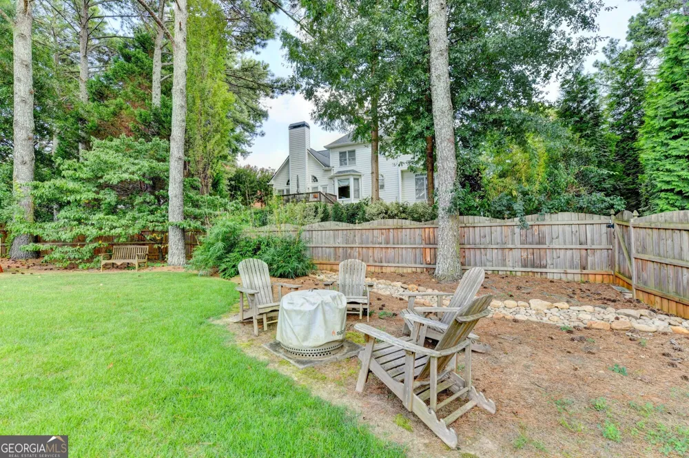 2642 Dunmoore DR Snellville, GA 30078