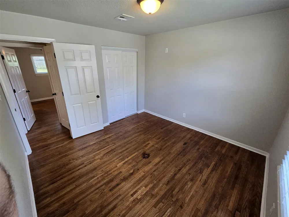 106 W 31 PLACE S Sand Springs, OK 74063
