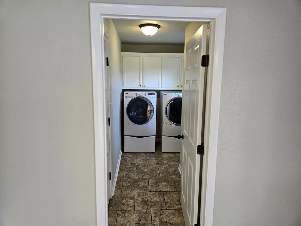 106 W 31 PLACE S Sand Springs, OK 74063