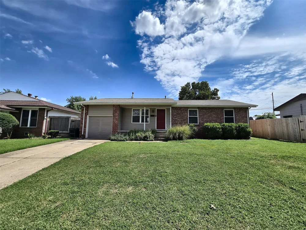 106 W 31 PLACE S Sand Springs, OK 74063