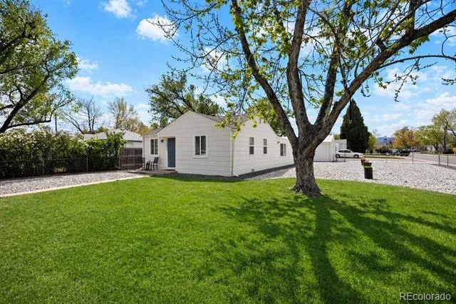 5525 Pierce Court Arvada, CO 80002
