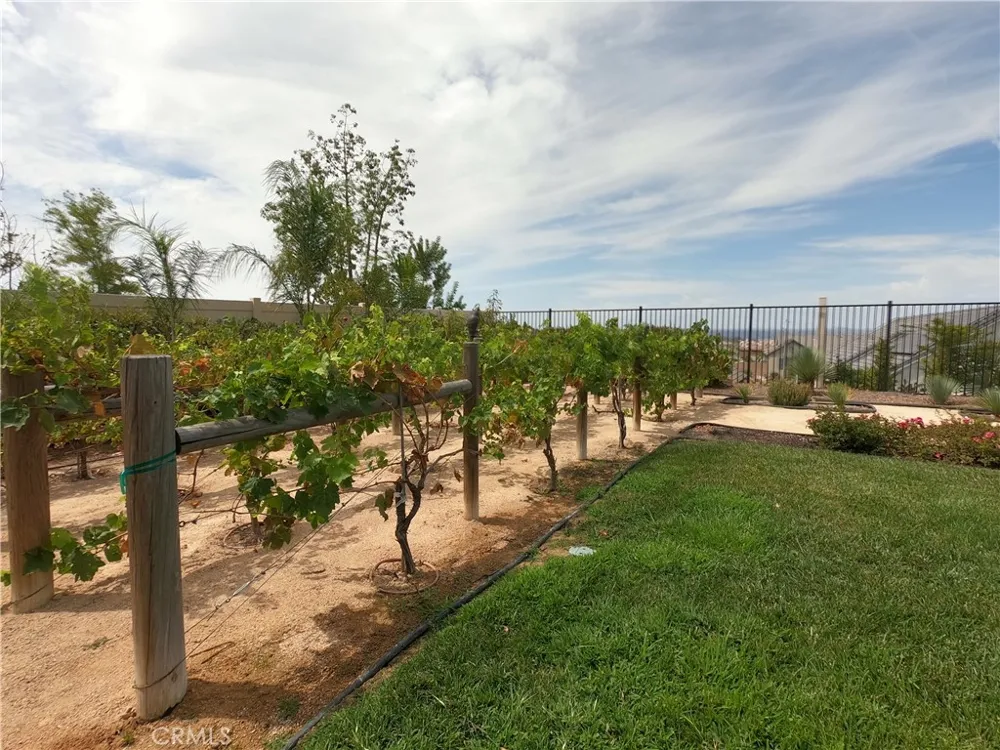 39789 Larkspur Temecula, CA 92591