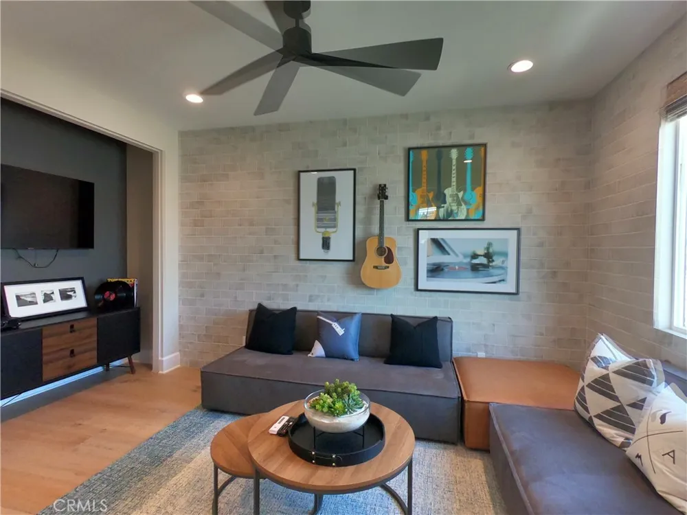 39789 Larkspur Temecula, CA 92591