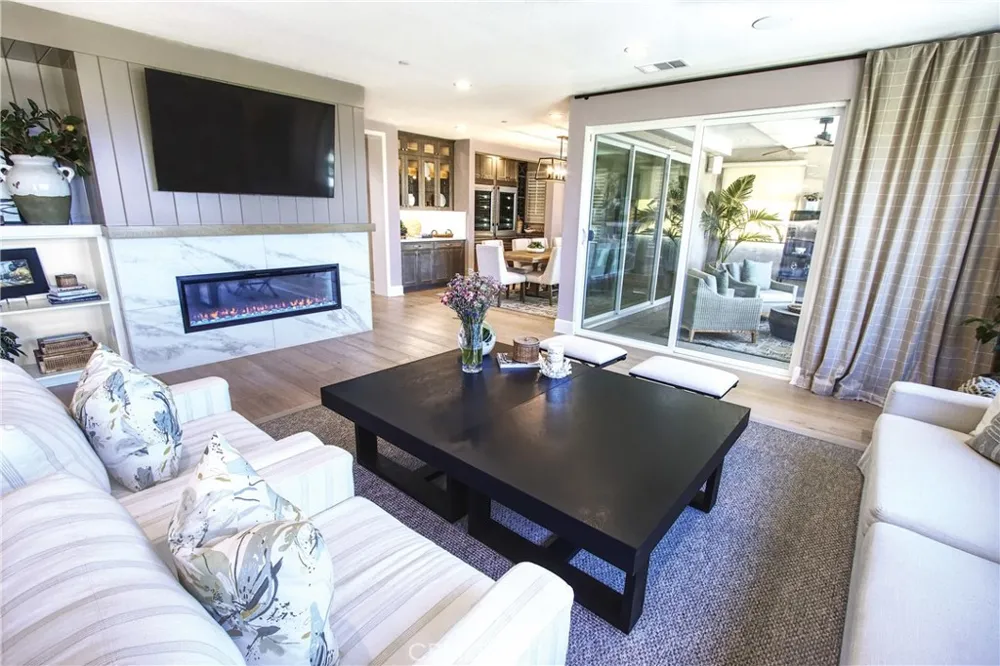 39789 Larkspur Temecula, CA 92591