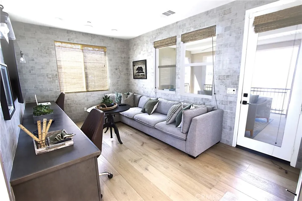39789 Larkspur Temecula, CA 92591