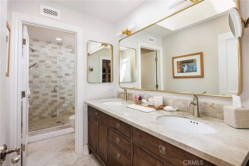 7 Jetty Drive Newport Beach, CA 92625