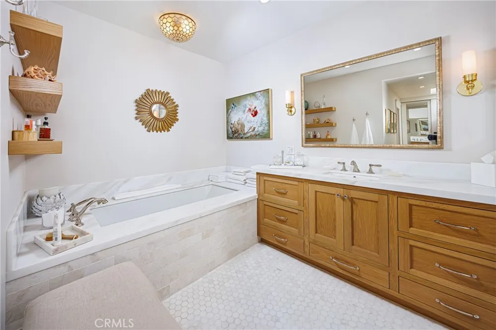 7 Jetty Drive Newport Beach, CA 92625