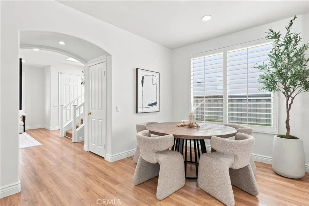 8 Dahlia Irvine, CA 92618
