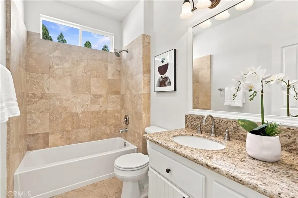 8 Dahlia Irvine, CA 92618
