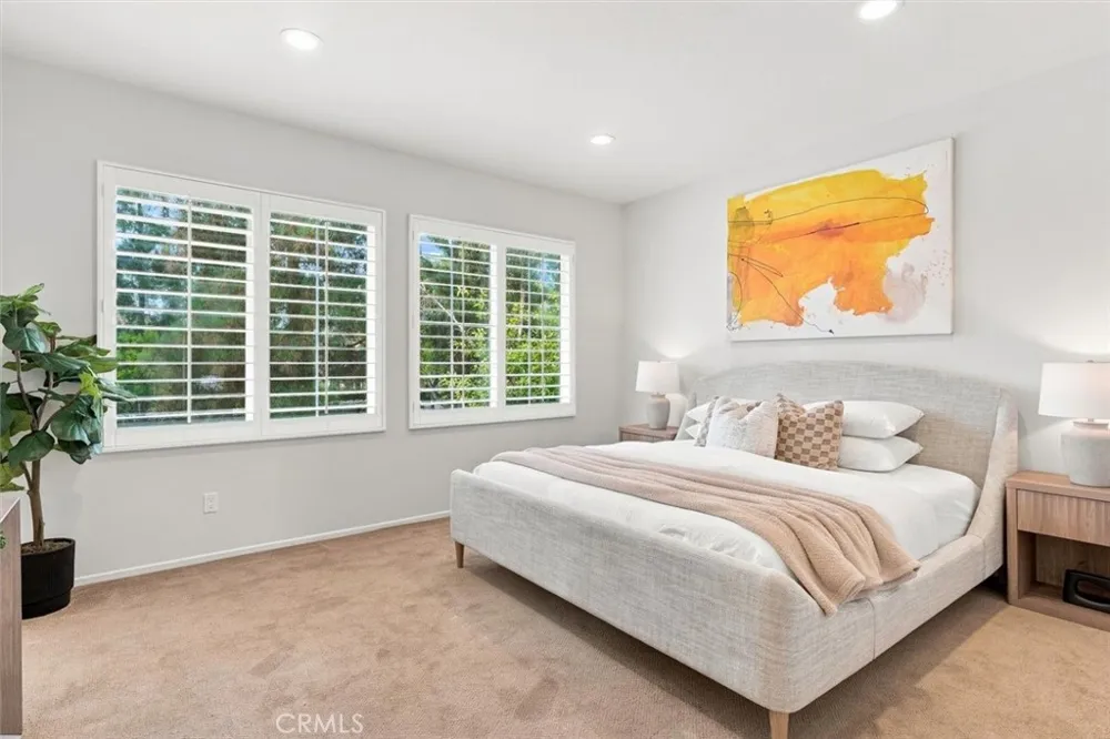 8 Dahlia Irvine, CA 92618