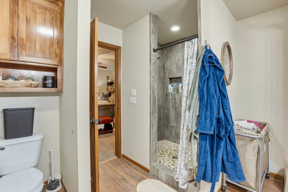 11067 County Road 1550 Road Ada, OK 74820