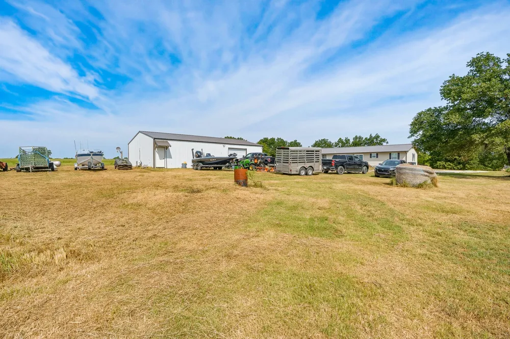 11067 County Road 1550 Road Ada, OK 74820
