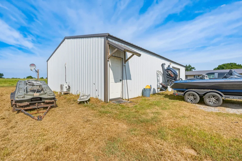 11067 County Road 1550 Road Ada, OK 74820
