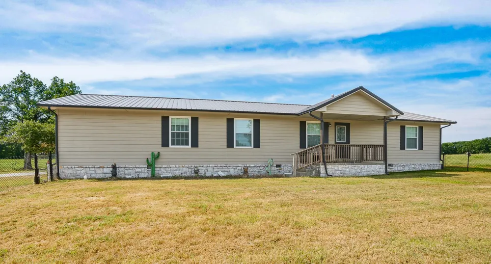 11067 County Road 1550 Road Ada, OK 74820