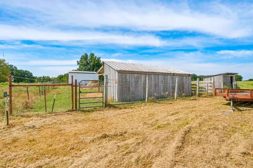 11067 County Road 1550 Road Ada, OK 74820