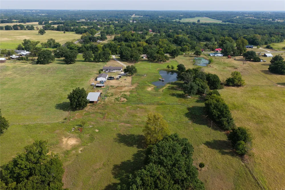 11067 County Road 1550 Road Ada, OK 74820