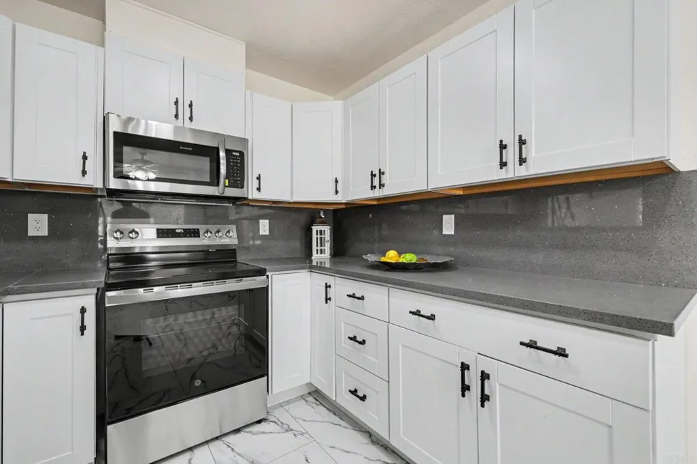 2131 Rose Fern Lane Ramona, CA 92065