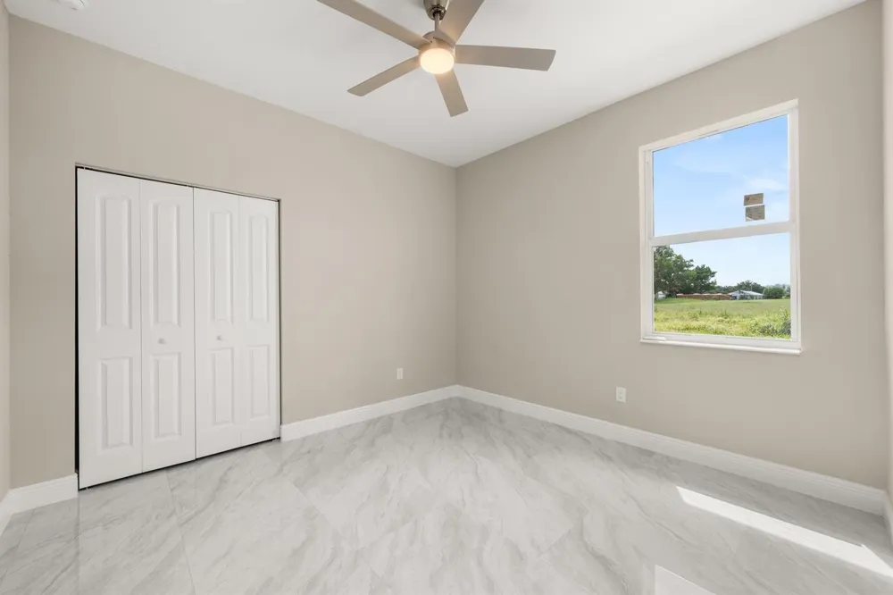 525 GLEN MAR CIRCLE Sebring, FL 33876