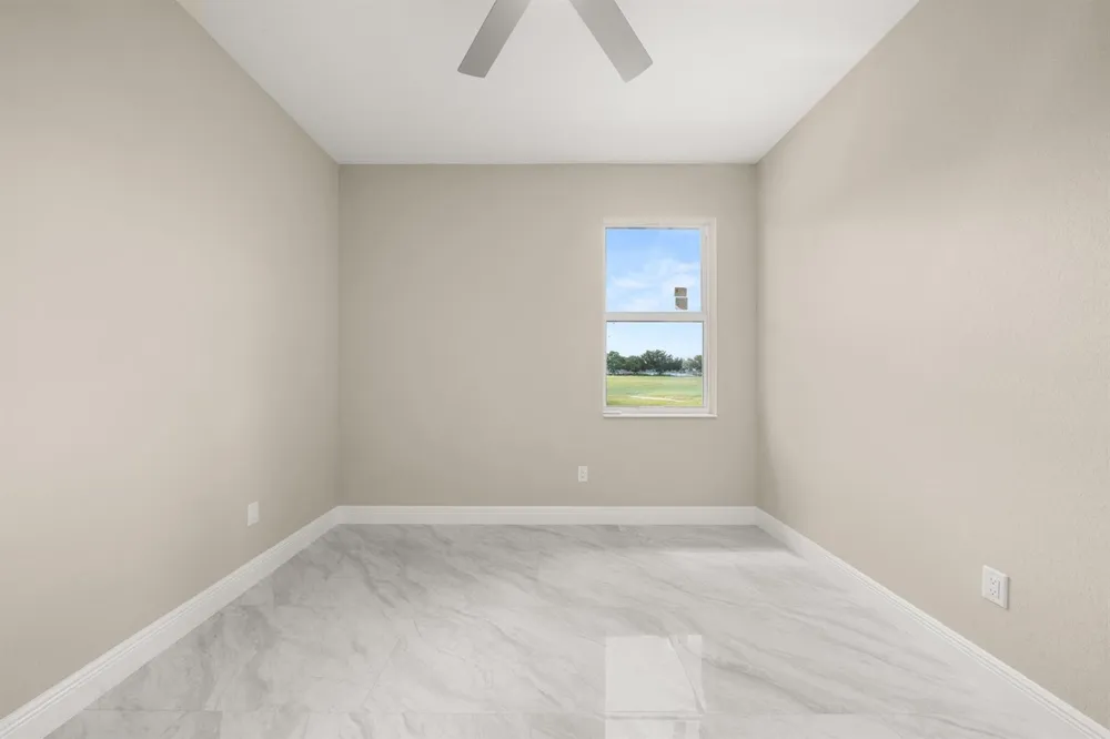 525 GLEN MAR CIRCLE Sebring, FL 33876