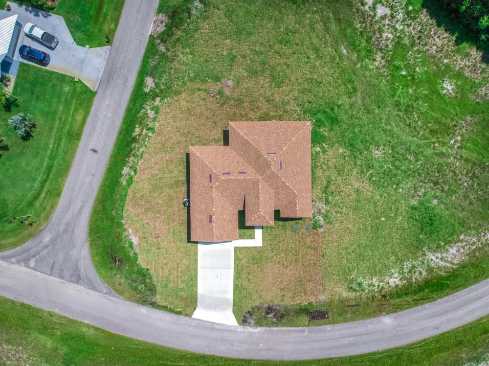 525 GLEN MAR CIRCLE Sebring, FL 33876