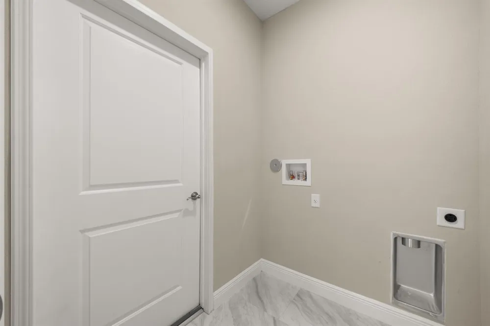 525 GLEN MAR CIRCLE Sebring, FL 33876