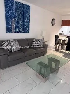 1200 Brickell Bay Dr #3304 Miami, FL 33131
