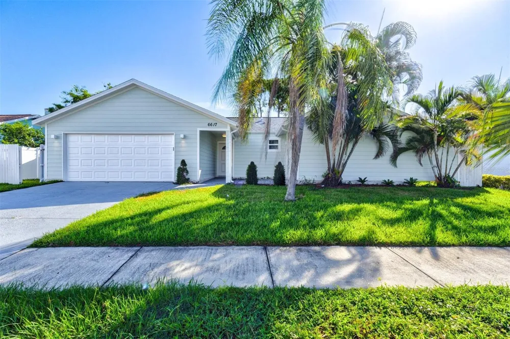 6617 MAUNA LOA BOULEVARD Sarasota, FL 34241