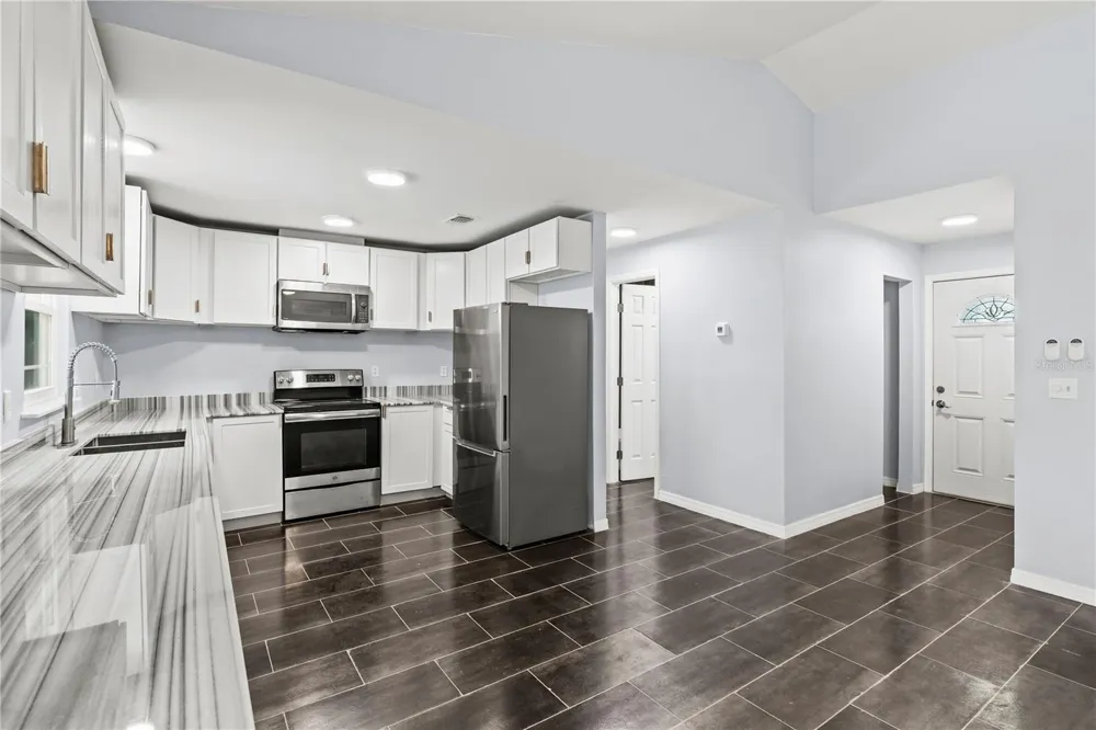 6617 MAUNA LOA BOULEVARD Sarasota, FL 34241